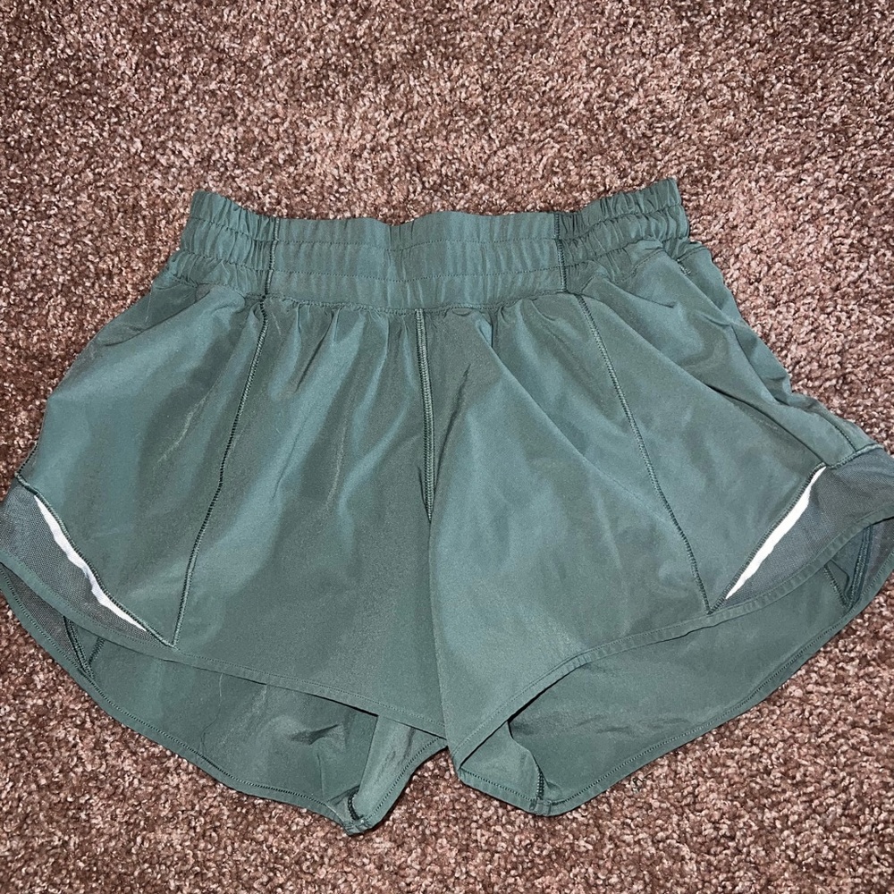 Lululemon hotty hot short